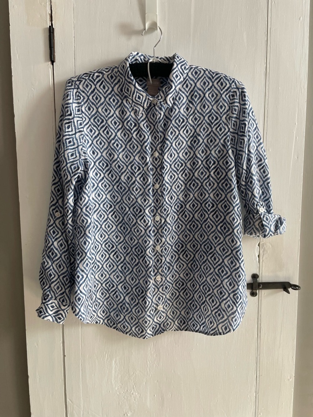 Chico's 100% Linen Button Up Roll Sleeve Navy White Batik Print Blouse Sz 8/10